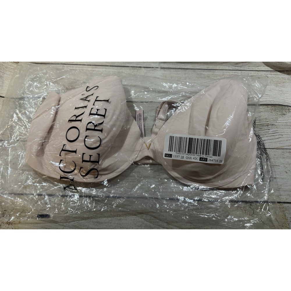 Victoria's Secret Blush Pink Perfect Coverage 42C Gold Accents New with tags TbD